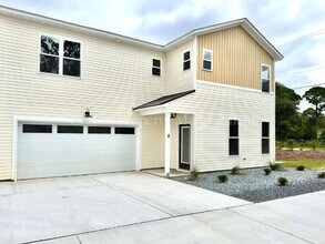 Building Photo - 2860 Worth Dr