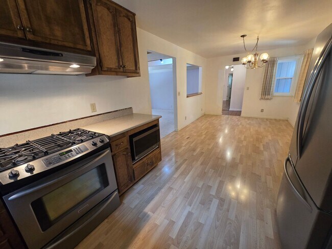Foto del edificio - Charming 3-bedroom, 2-bath home in Lake Wild Wood