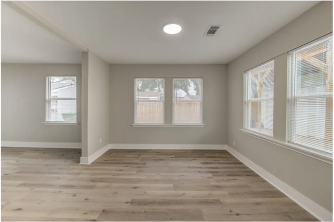 Building Photo - 6603 Narcissus St