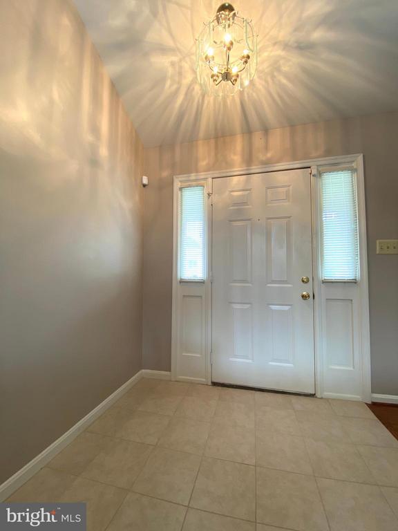 Building Photo - 7684 Green Garland Dr