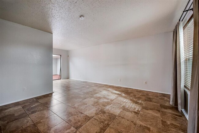 Foto del edificio - 602 Timberline Dr