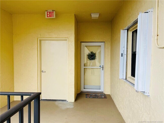 Foto del edificio - 7420 S Ocean Dr