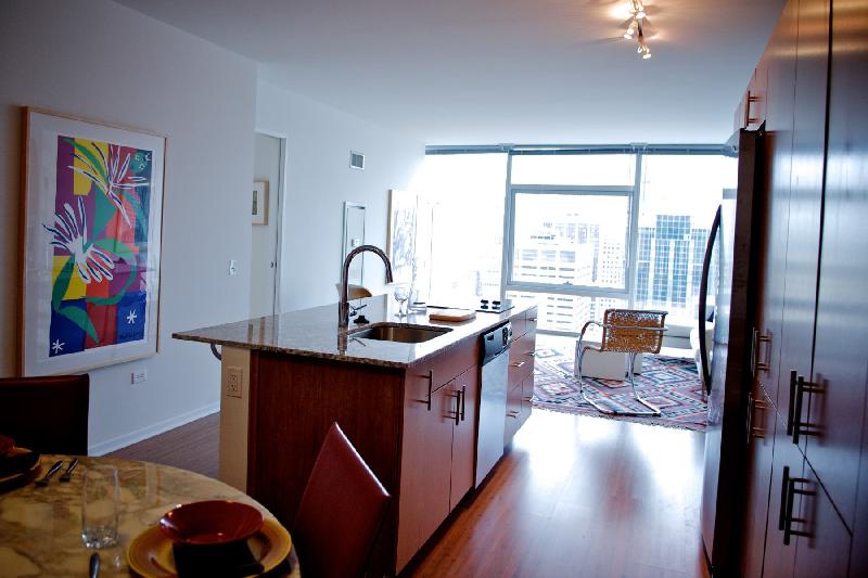 Primary Photo - 215 W Illinois St