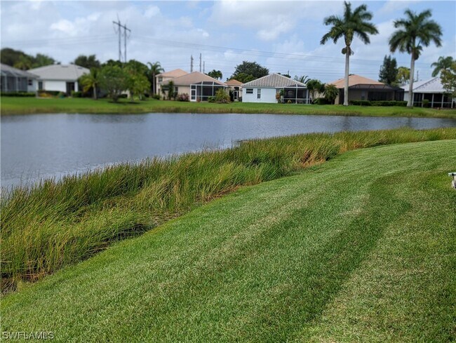 Foto del edificio - 13020 Silver Bay Ct