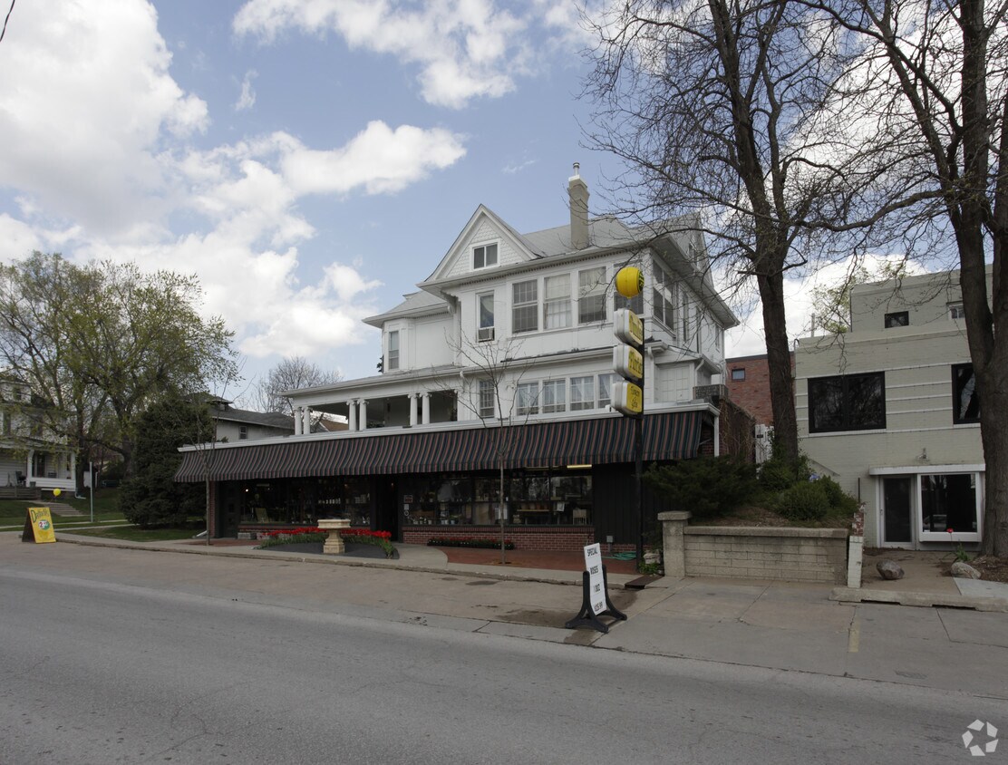 Foto del edificio - 4931 Webster St