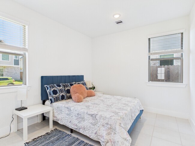 Building Photo - 15819 Black Grouse Dr