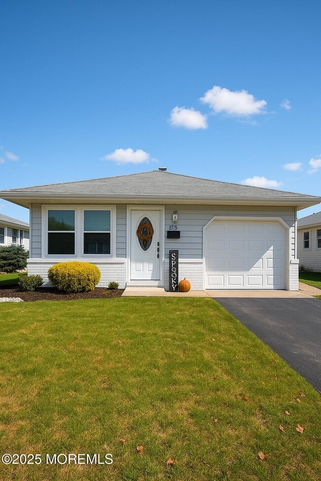 Building Photo - 515 Jamaica Blvd