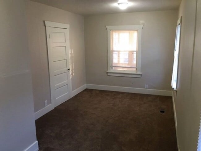 Building Photo - 2 Bedroom House In Laurel