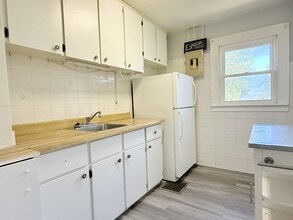 Building Photo - 1650 Goyeau St Building Photo - 1650 Goyeau St