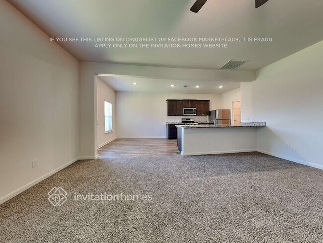 Foto del edificio - 3041 Chico Dr