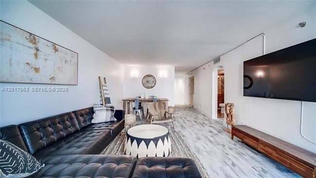 Photo - 2401 Collins Ave Apartment