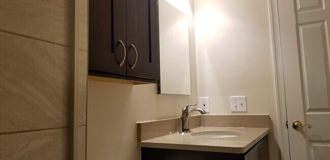 Foto del edificio - 2109 Derby Ridge Ln