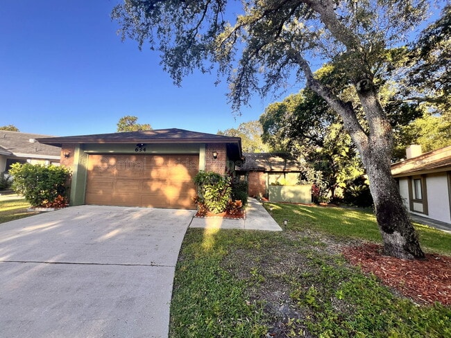 Photo - 634 Boniview Ln House