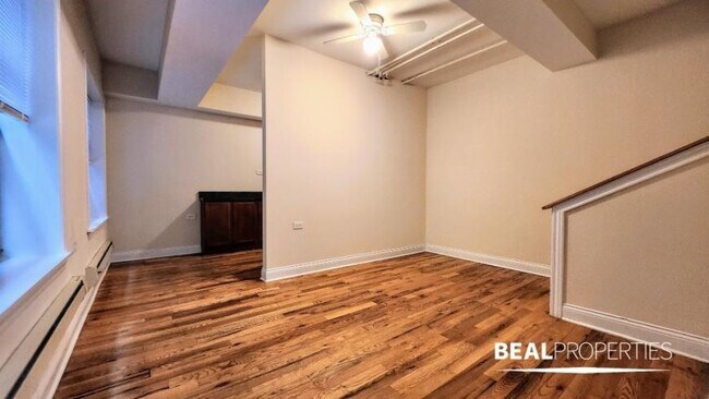 Building Photo - 0 bedroom in CHICAGO IL 60657