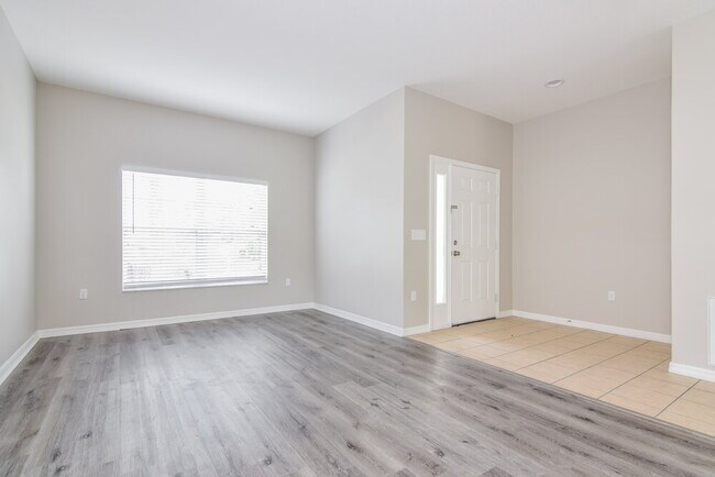 Foto del edificio - 7637 Dragon Fly Loop