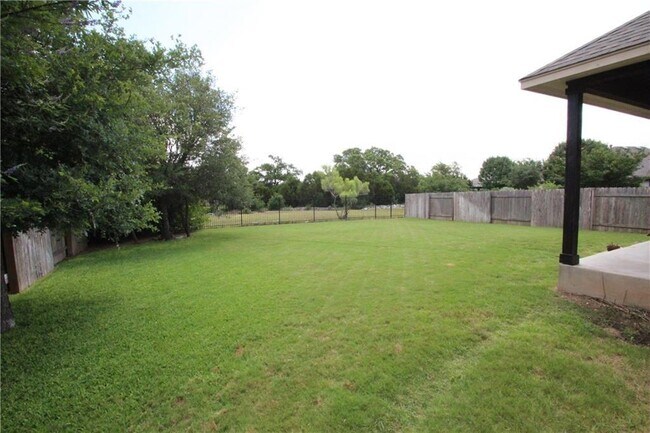 Foto del edificio - 105 Highland Horizon