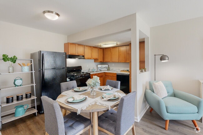 1BD 1BA 652SF - Portofino Apartments