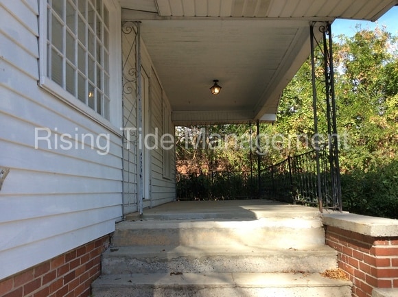Building Photo - 2924 Ruffner Rd