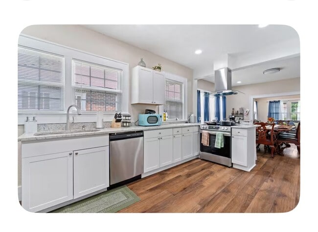 Building Photo - 1330 Bush Blvd W