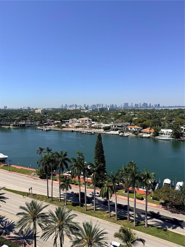 Building Photo - 5161 Collins Ave