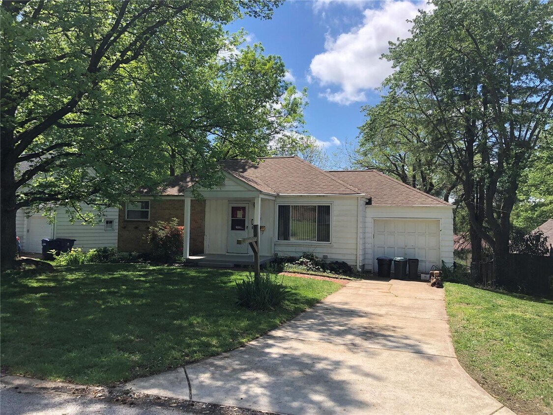 Primary Photo - 1035 Etherton Dr