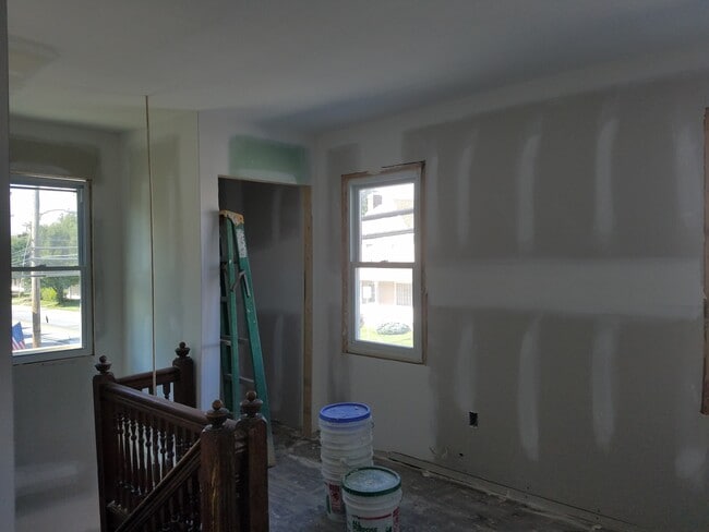 Building Photo - 1116 S Main St