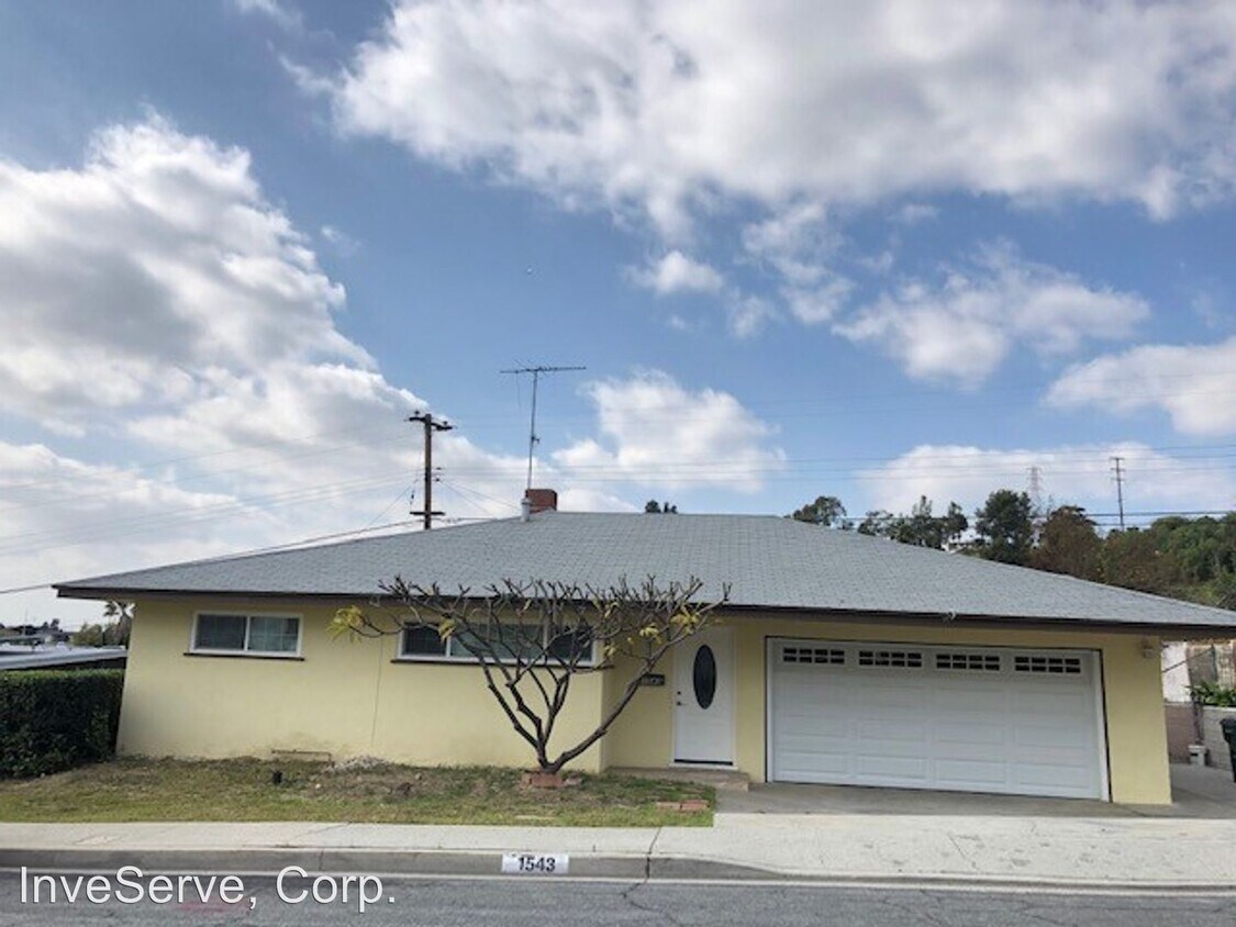 Primary Photo - 3 br, 2 bath House - 1543 S. GRANDRIDGE AVE.