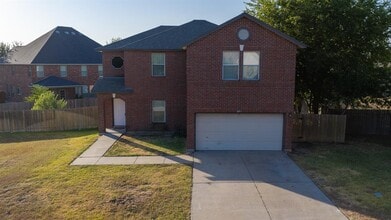 Building Photo - 801 Cisco Valley Cv