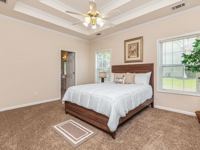Building Photo - 7616 Shannon Oak Dr