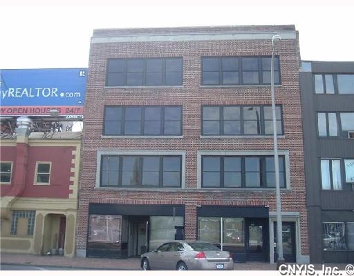 Building Photo - Lofts at 243