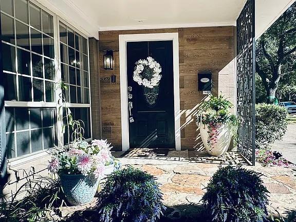 Foto del edificio - 4084 Purdue Ave