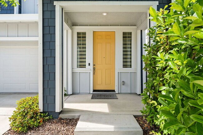 Foto del edificio - 4216 Doug Fir Ln