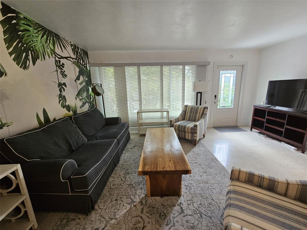 Foto principal - 4512 Seagrape Dr
