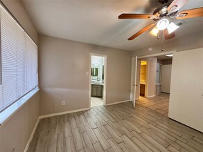 Building Photo - 4426 Hirschfield Rd