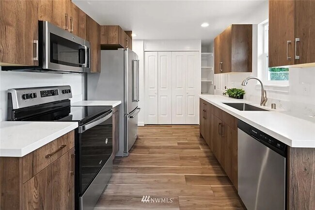 Foto del edificio - 2996 S Dakota St