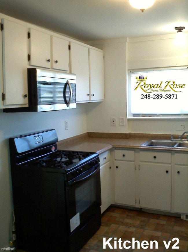 Building Photo - 3 br, 1 bath House - 22932 Garfield St