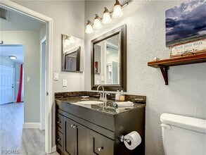 Building Photo - 13633 Admiral Ct