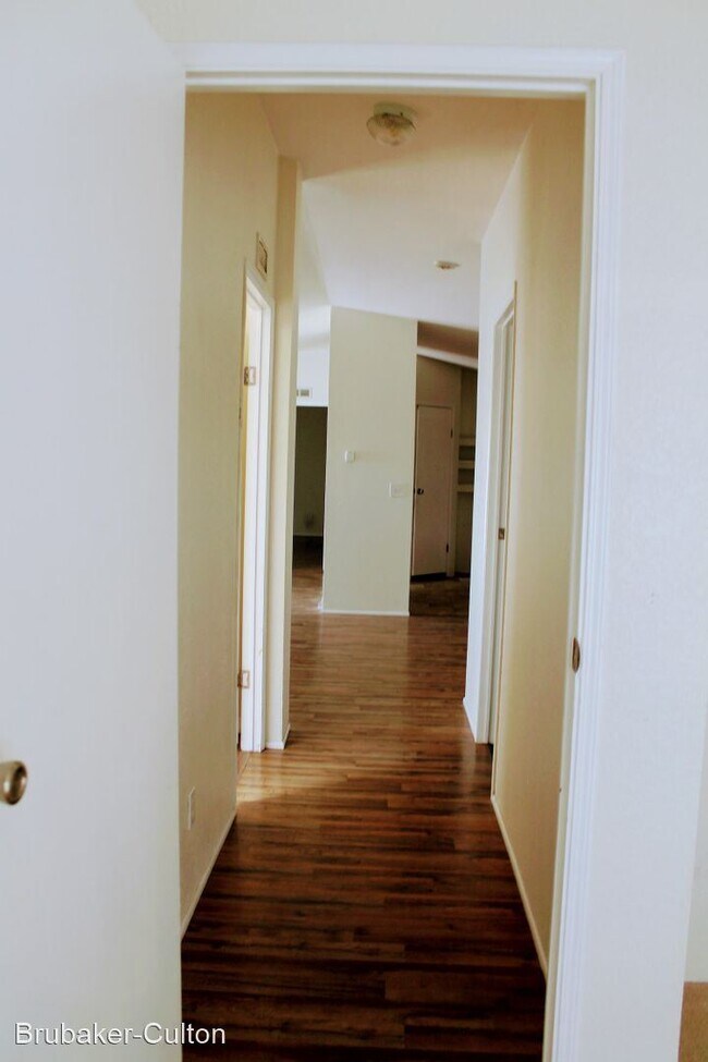 Building Photo - 3 br, 2 bath House - 0 Vallejo Dr