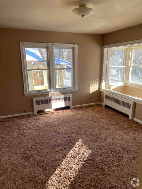 Central Terry Park Apartments for Rent with Washer & Dryer Billings