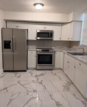 Building Photo - 6170 SW 68th St