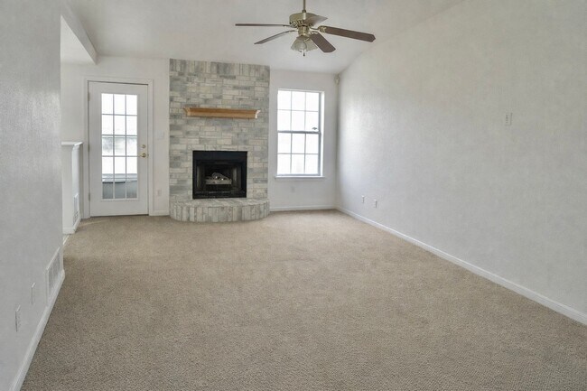 Foto del edificio - AVAILABLE SOON !