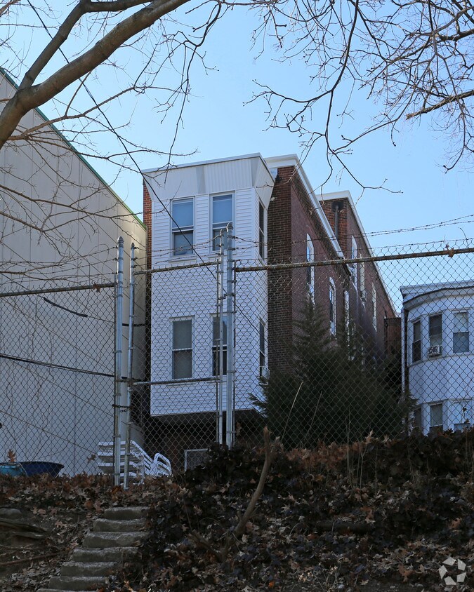 Building Photo - Hunter Hall