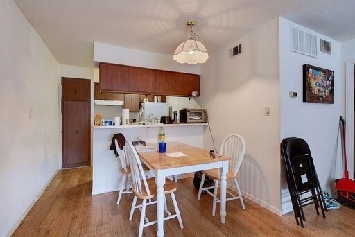 Foto del edificio - Walk to UT campus,  gorgeous remodeled unit