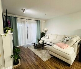 Building Photo - 20268 54 Av