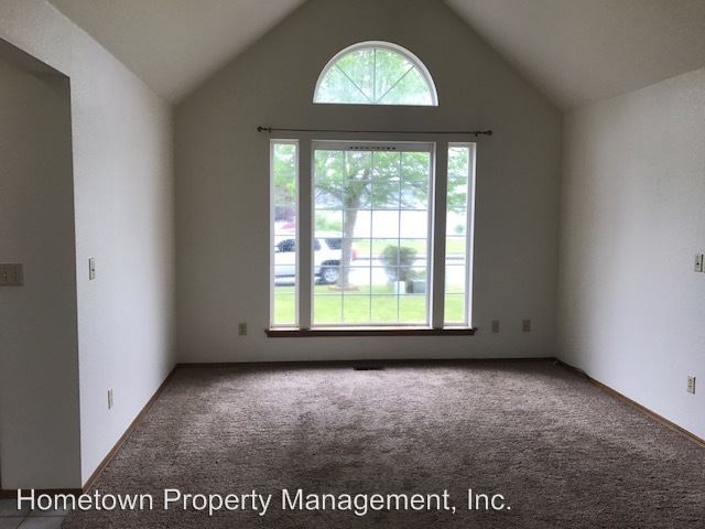 Foto del edificio - 6112 Thornbury Ct SE