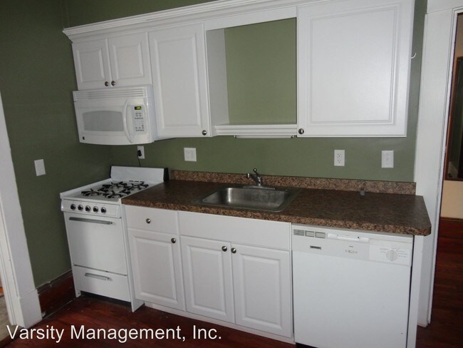 Building Photo - 6 br, 2 bath Apartment - 1120 Oakland