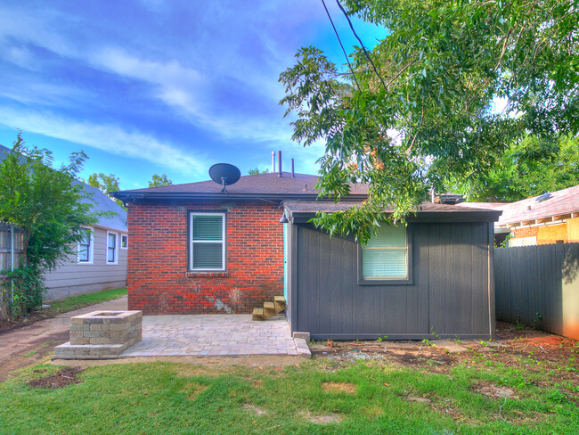 Building Photo - 841 NW 33rd St