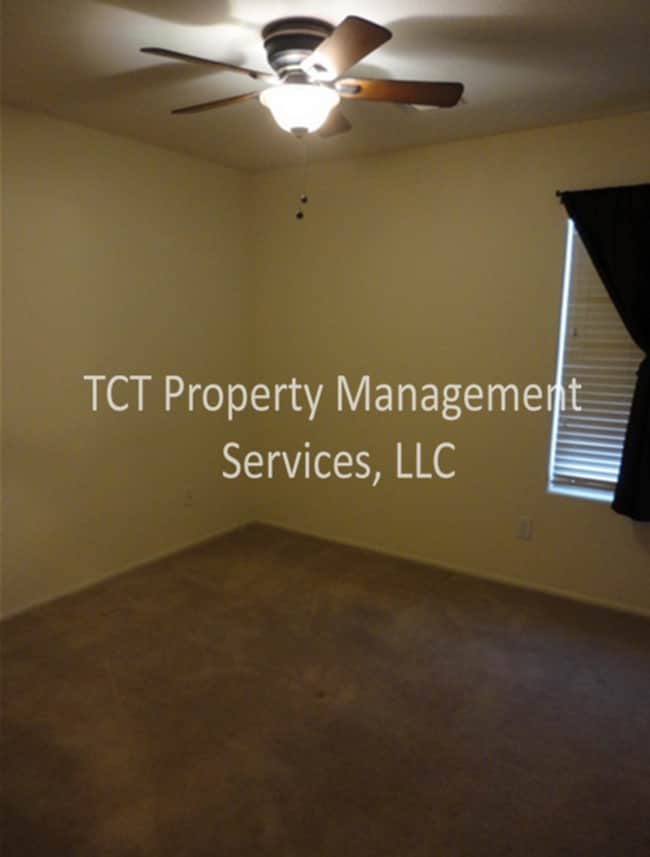 Building Photo - 3 bed/ 2 bath in Sarah Ann Ranch!