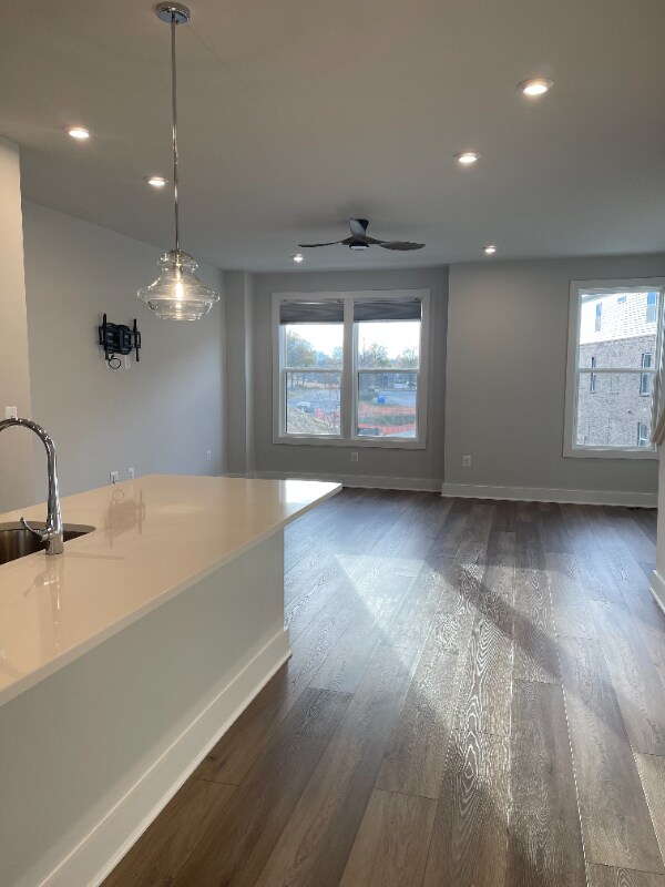 Building Photo - 9475 Pinkman Rd