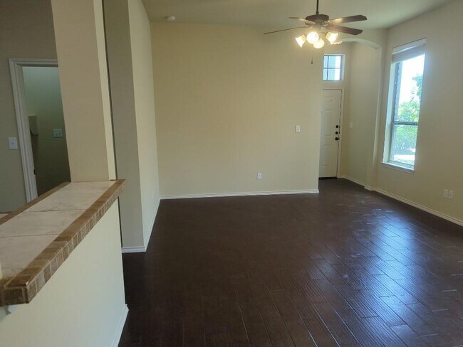 Foto del edificio - 1412 Muirfield Bend Dr